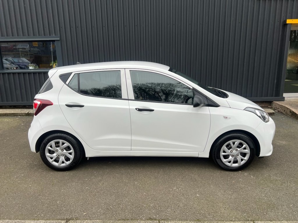 Used Hyundai i10 2017 for sale - 77009549: Photo 4