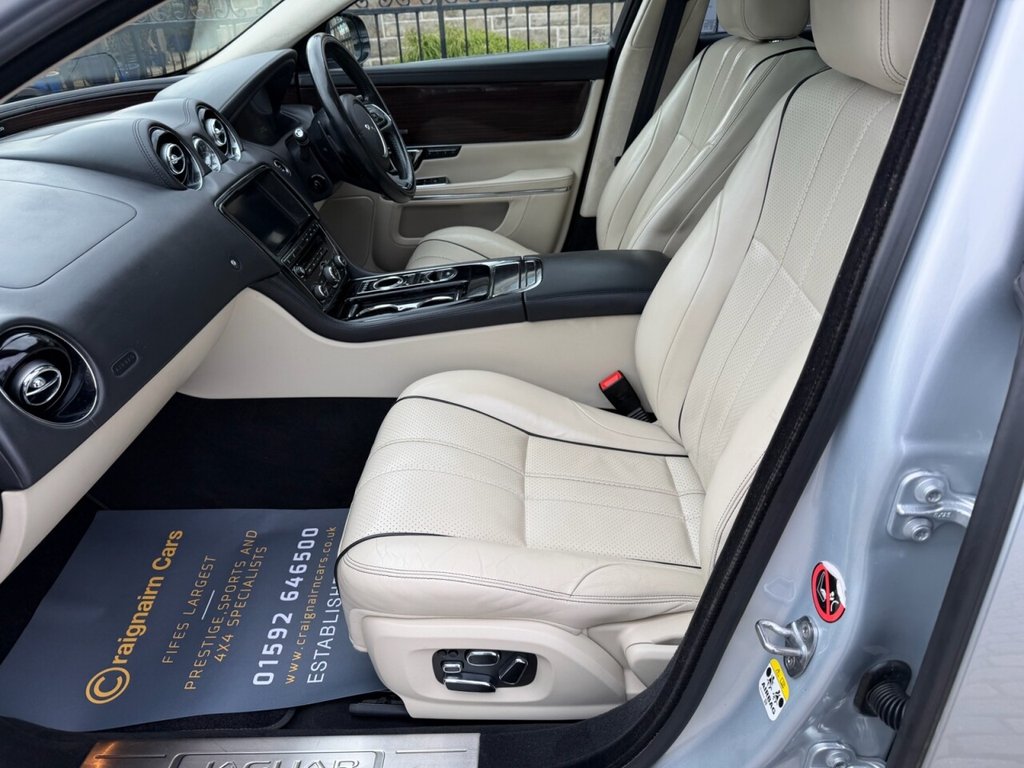 Used Jaguar XJ 2014 for sale - 77608799: Photo 28