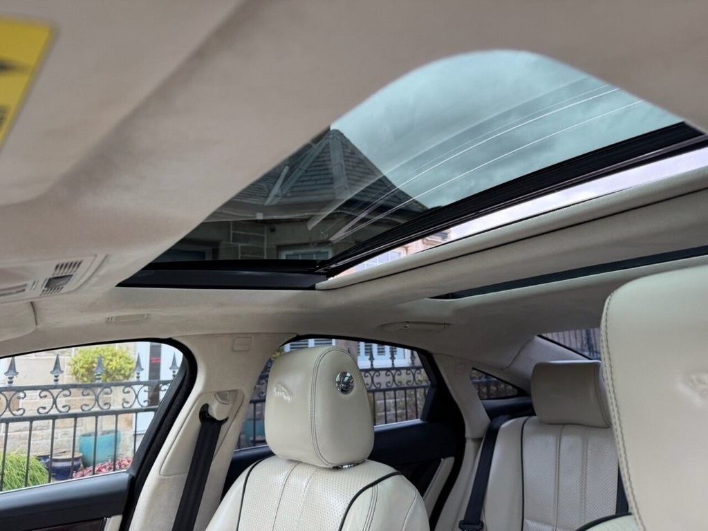Used Jaguar XJ 2014 for sale - 77608799: Photo 30