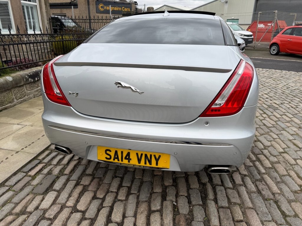 Used Jaguar XJ 2014 for sale - 77608799: Photo 8