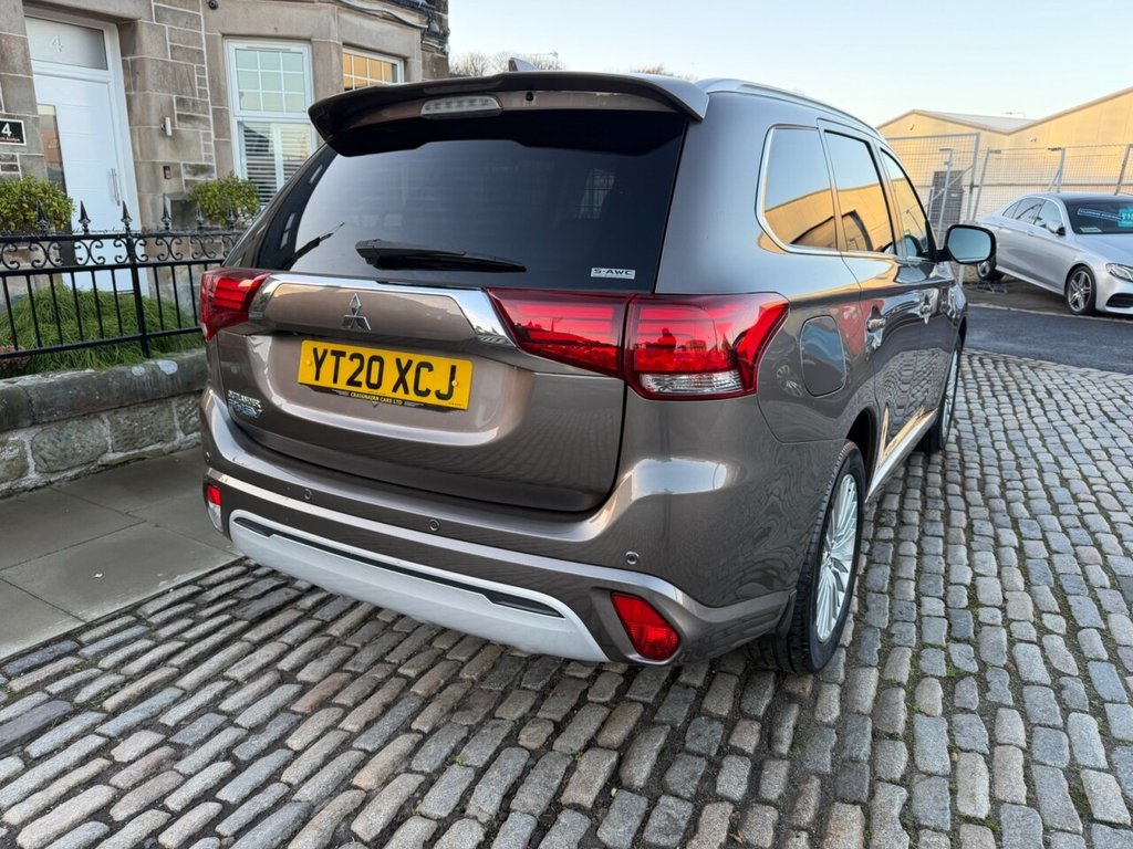Used Mitsubishi Outlander 2020 for sale - 77038006: Photo 10