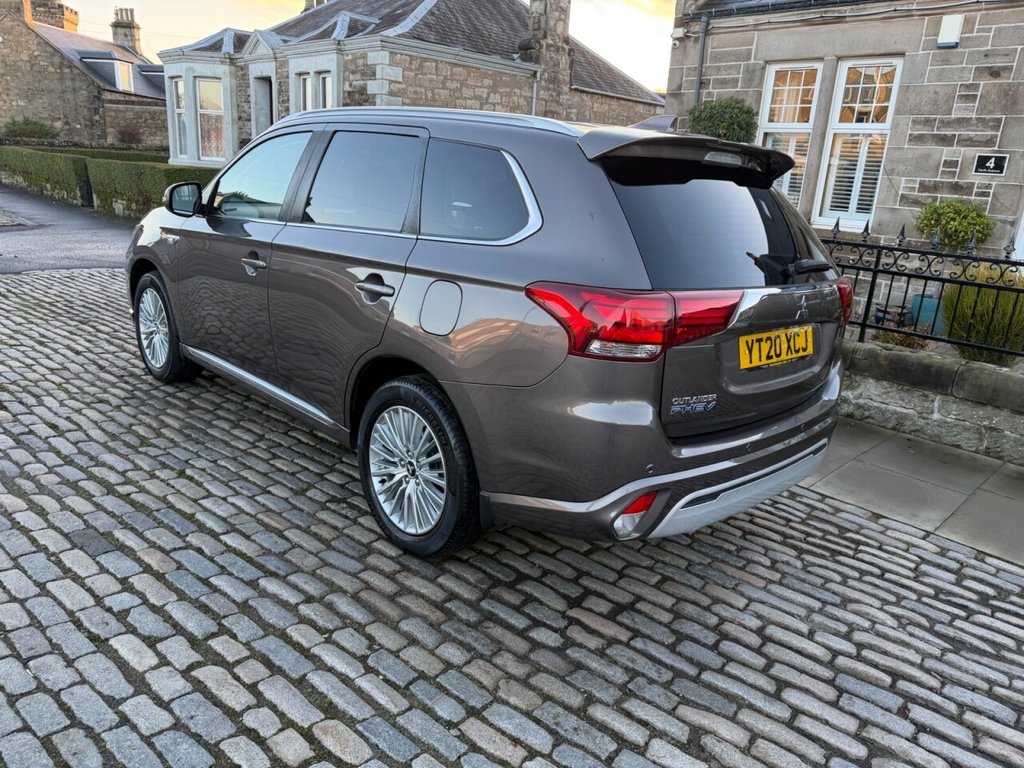 Used Mitsubishi Outlander 2020 for sale - 77038006: Photo 12