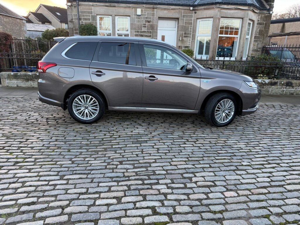 Used Mitsubishi Outlander 2020 for sale - 77038006: Photo 18