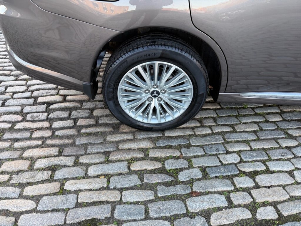 Used Mitsubishi Outlander 2020 for sale - 77038006: Photo 28