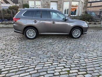 Used Mitsubishi Outlander 2020 for sale - 77038006: Photo