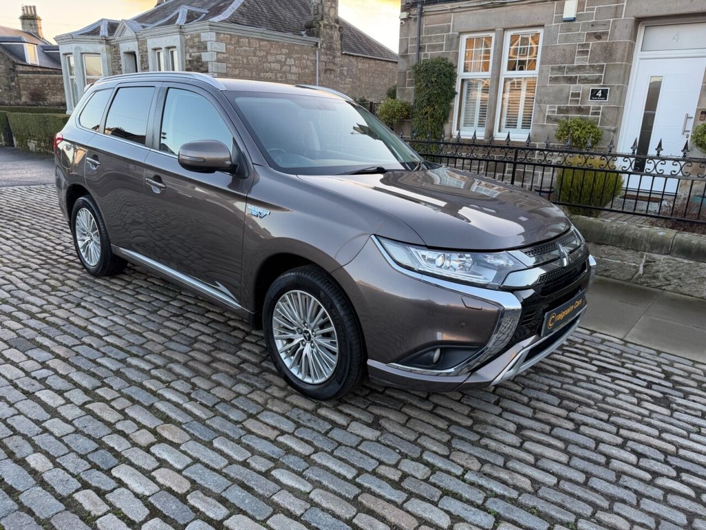 Used Mitsubishi Outlander 2020 for sale - 77038006: Photo 8
