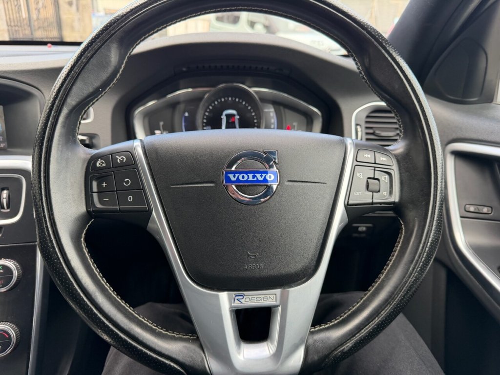 Used Volvo S60 2015 for sale - 78124161: Photo 19