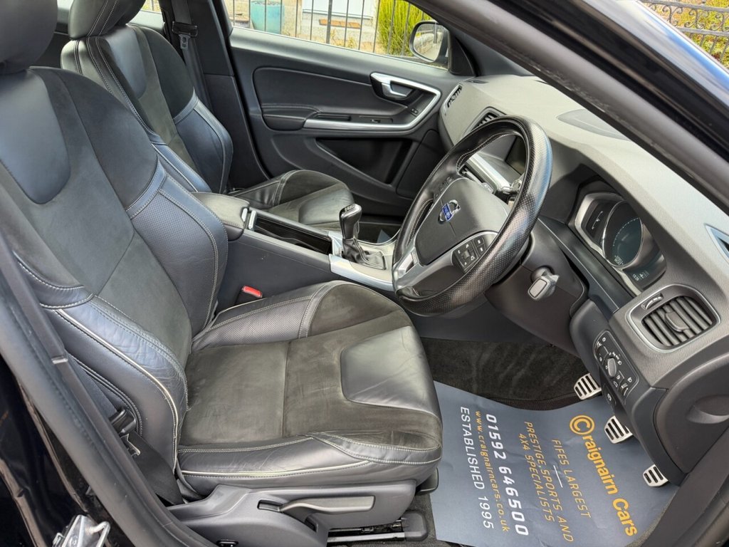 Used Volvo S60 2015 for sale - 78124161: Photo 2