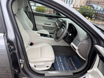 Used Jaguar XF 2016 for sale - 78955571: Photo