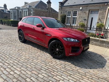 Used Jaguar F-Pace 2018 for sale - 79276103: Photo