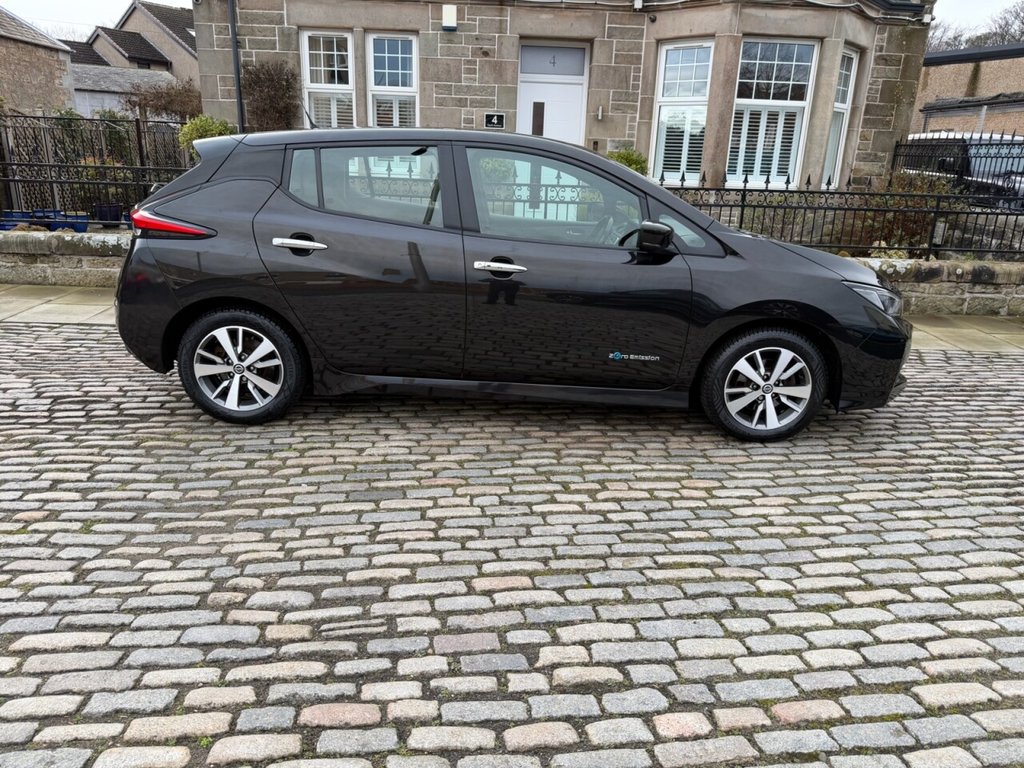 Used Nissan Leaf 2018 for sale - 77667582: Photo 9