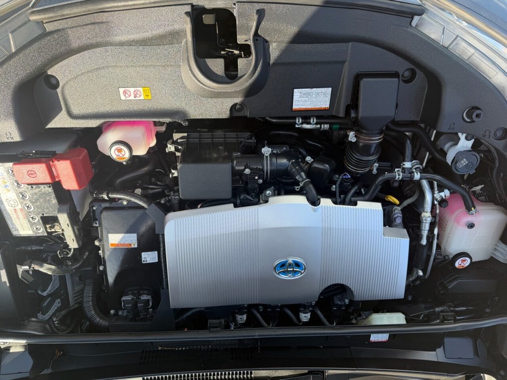 Used Toyota Prius 2020 for sale - 78212947: Photo 12