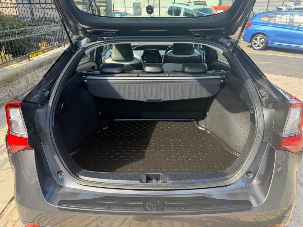 Used Toyota Prius 2020 for sale - 78212947: Photo 13