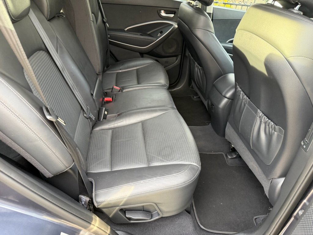 Used Hyundai Santa Fe 2014 for sale - 77038141: Photo 22