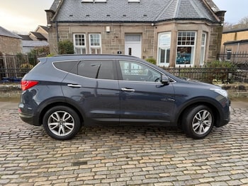 Used Hyundai Santa Fe 2014 for sale - 77038141: Photo