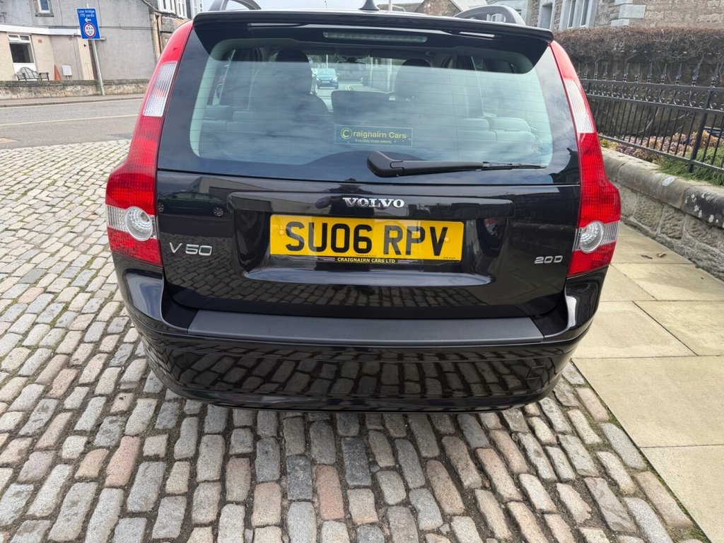 Used Volvo V50 2006 for sale - 77642590: Photo 10