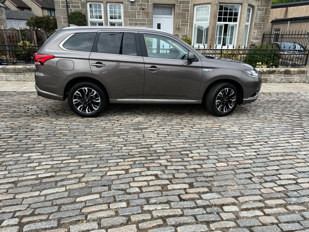 Used Mitsubishi Outlander 2018 for sale - 77533919: Photo 8