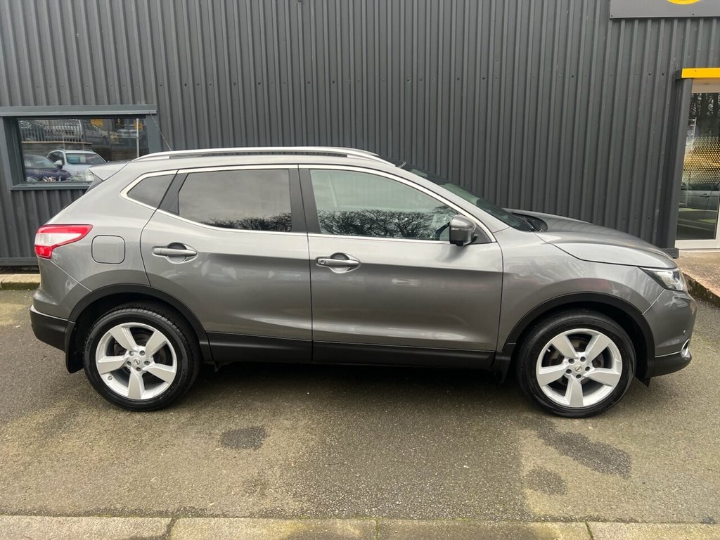 Used Nissan Qashqai 2017 for sale - 77009544: Photo 3