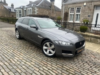 Used Jaguar XF 2019 for sale - 77037872: Photo