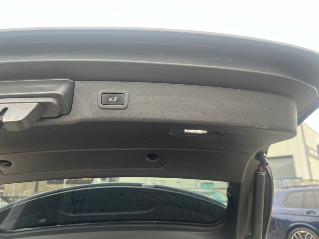 Used Jaguar XF 2019 for sale - 77037872: Photo 21