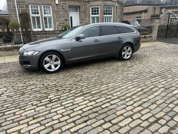 Used Jaguar XF 2019 for sale - 77037872: Photo