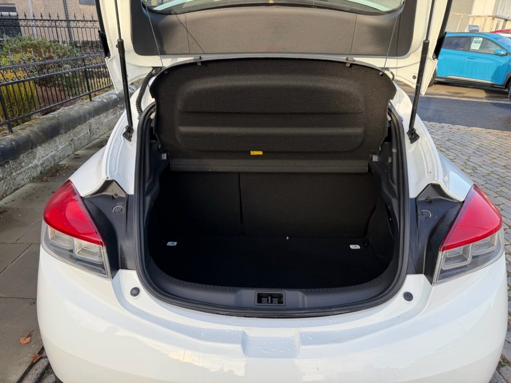 Used Renault Megane 2015 for sale - 77038118: Photo 17