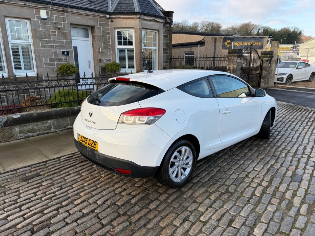 Used Renault Megane 2015 for sale - 77038118: Photo 7