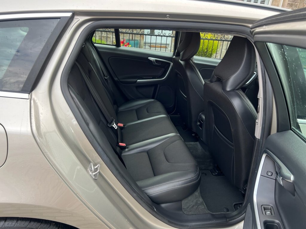 Used Volvo V60 2015 for sale - 77037763: Photo 17