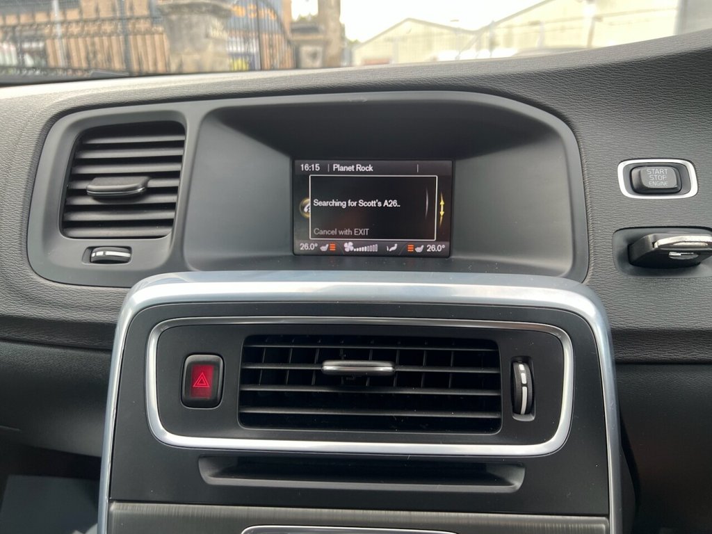 Used Volvo V60 2015 for sale - 77037763: Photo 20