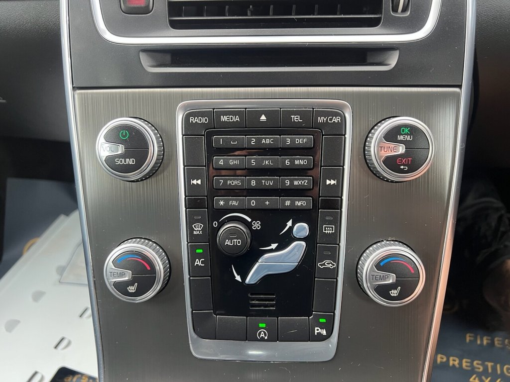 Used Volvo V60 2015 for sale - 77037763: Photo 21