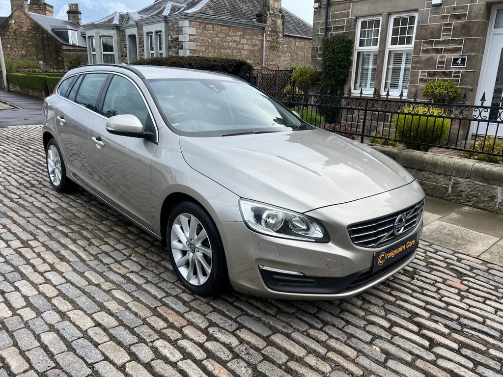 Used Volvo V60 2015 for sale - 77037763: Photo 5