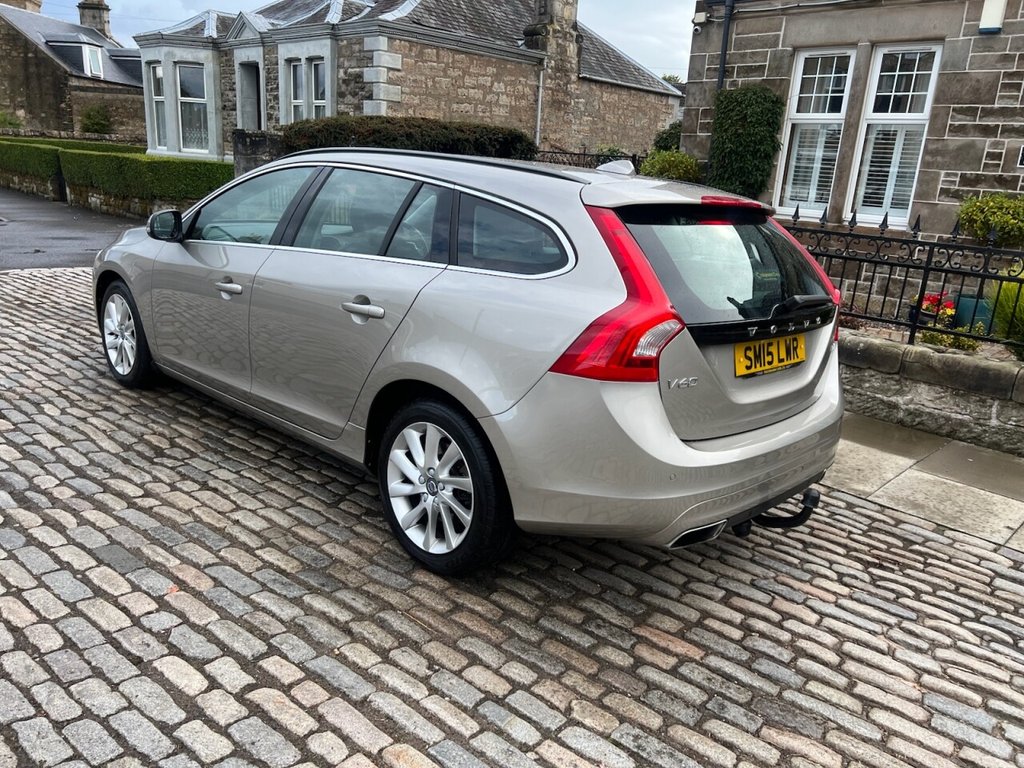 Used Volvo V60 2015 for sale - 77037763: Photo 8