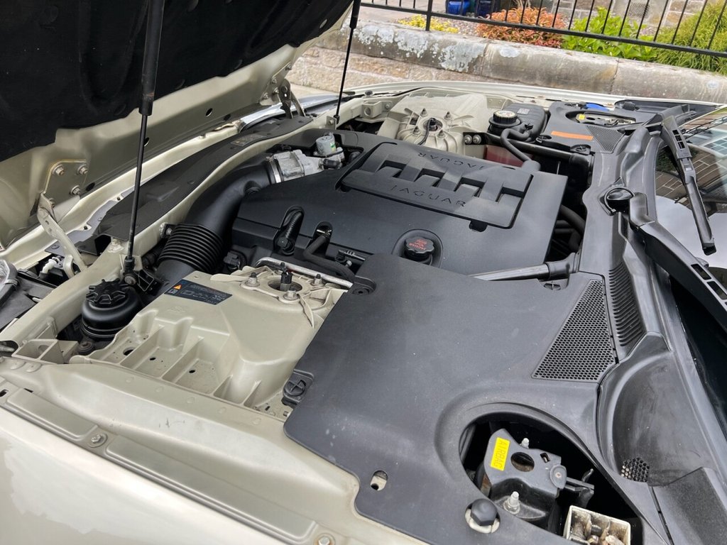 Used Jaguar XK 2005 for sale - 77037667: Photo 15