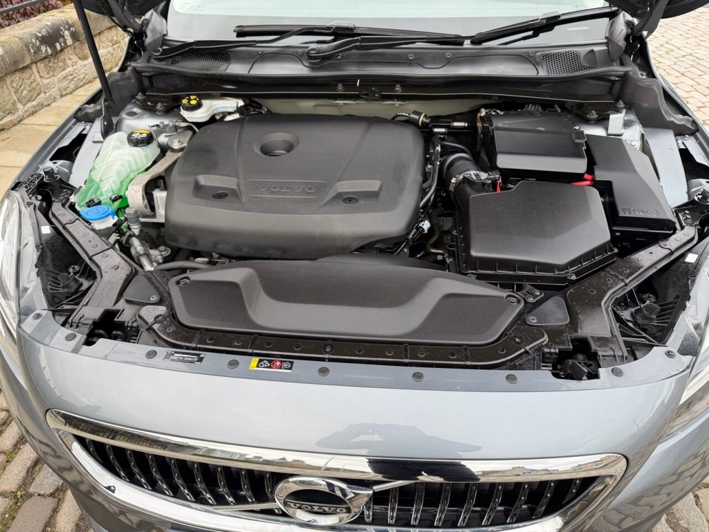 Used Volvo V40 2018 for sale - 77037850: Photo 26