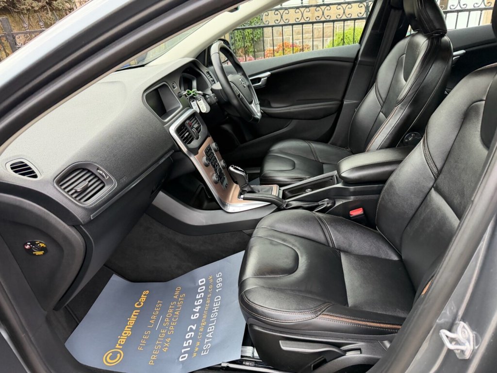 Used Volvo V40 2018 for sale - 77037850: Photo 27