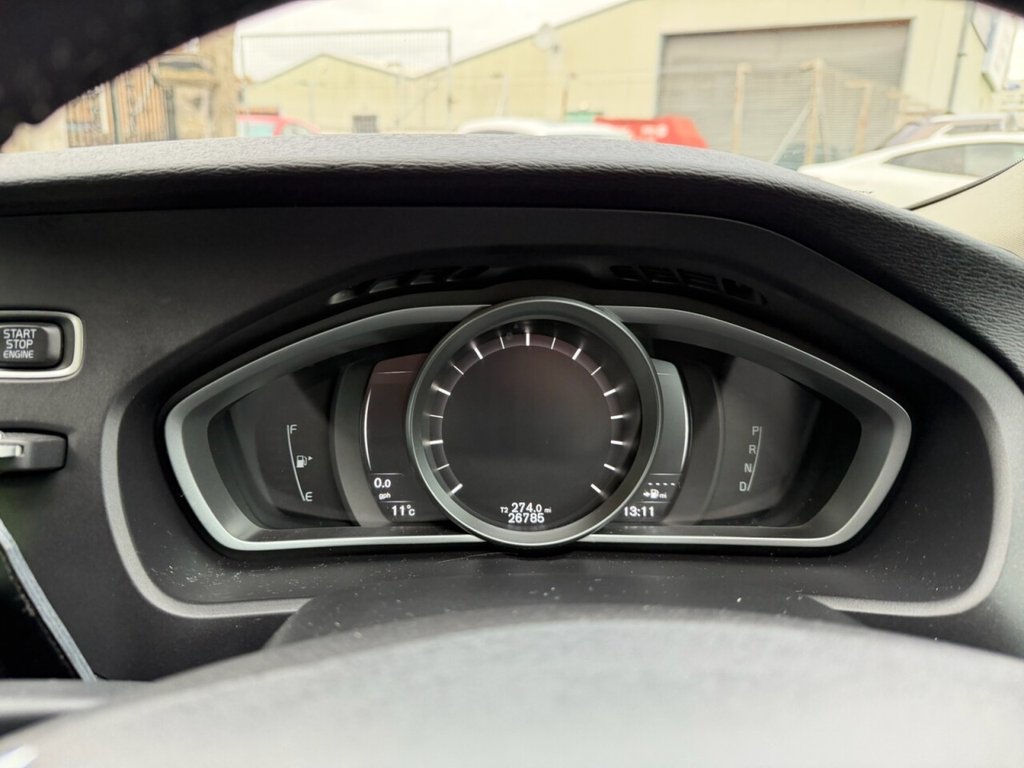 Used Volvo V40 2018 for sale - 77037850: Photo 32