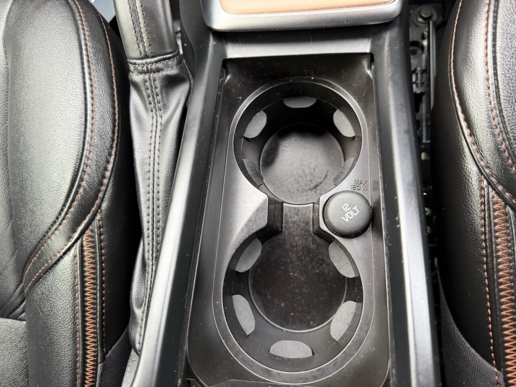 Used Volvo V40 2018 for sale - 77037850: Photo 34