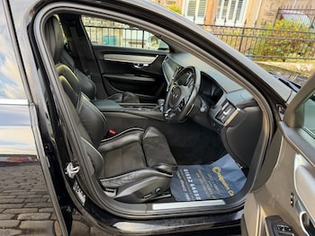 Used Volvo S90 2018 for sale - 77038178: Photo