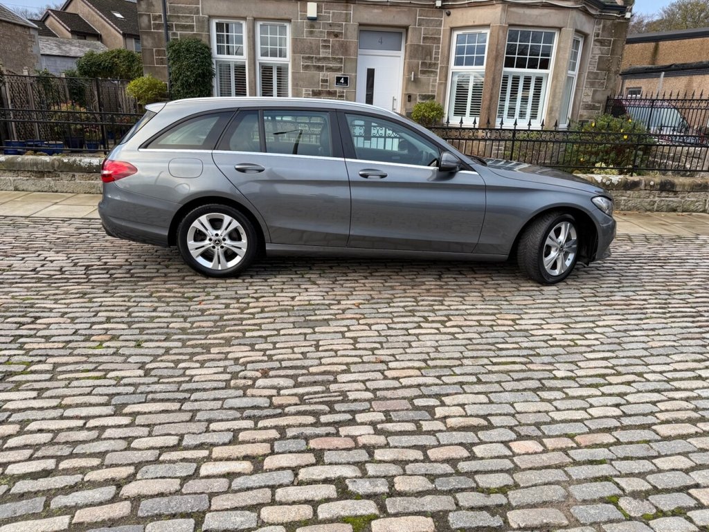 Used Mercedes-Benz C Class 2018 for sale - 77037974: Photo 5