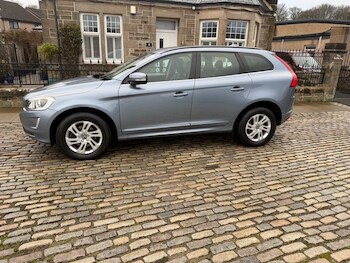 Used Volvo XC60 2017 for sale - 77534229: Photo