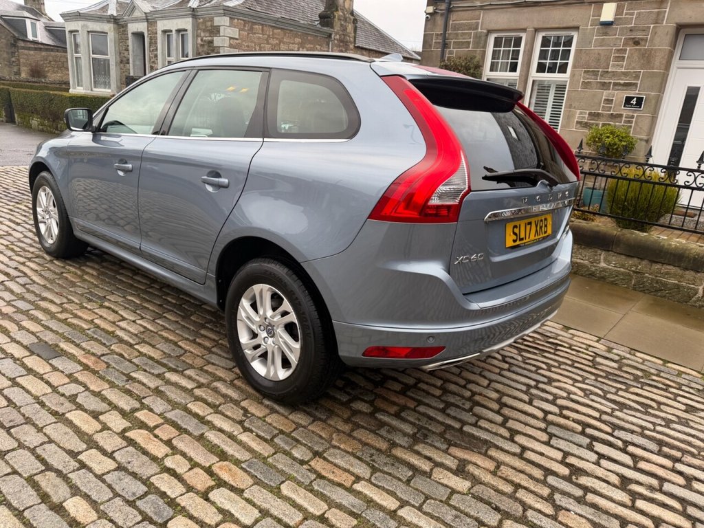 Used Volvo XC60 2017 for sale - 77534229: Photo 5