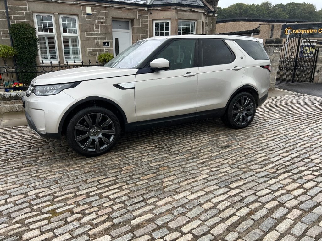 Used Land Rover Discovery 2017 for sale - 77037745: Photo 3