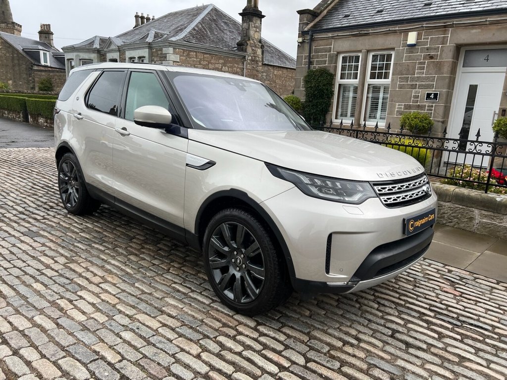 Used Land Rover Discovery 2017 for sale - 77037745: Photo 4