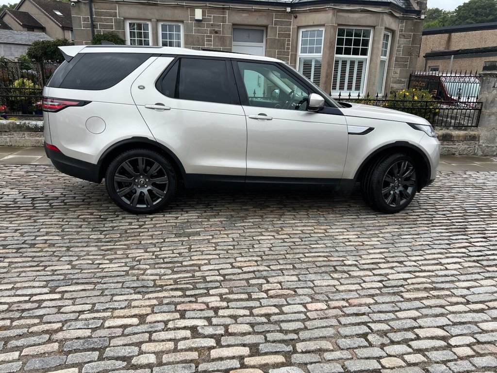 Used Land Rover Discovery 2017 for sale - 77037745: Photo 7