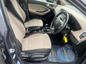 Used Hyundai i20 2015 for sale - 70579995: Photo