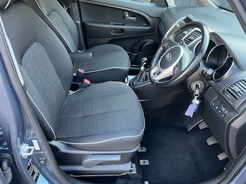 Used Kia Venga 2015 for sale - 76018941: Photo