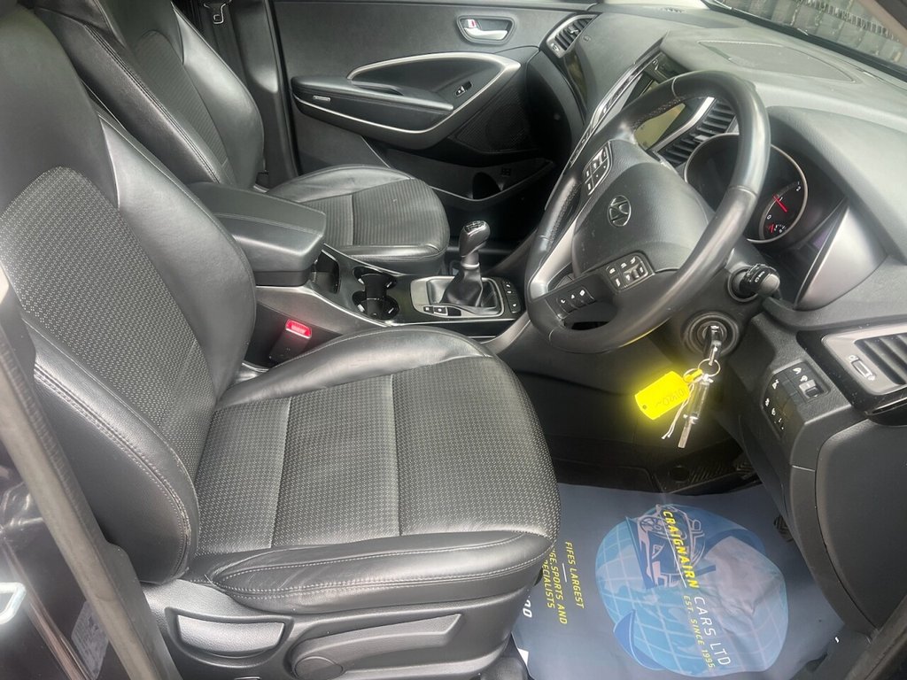 Used Hyundai Santa Fe 2014 for sale - 77009542: Photo 2