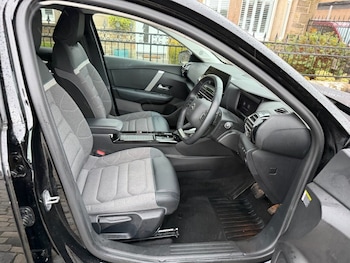 Used Citroen C4 2023 for sale - 77038046: Photo