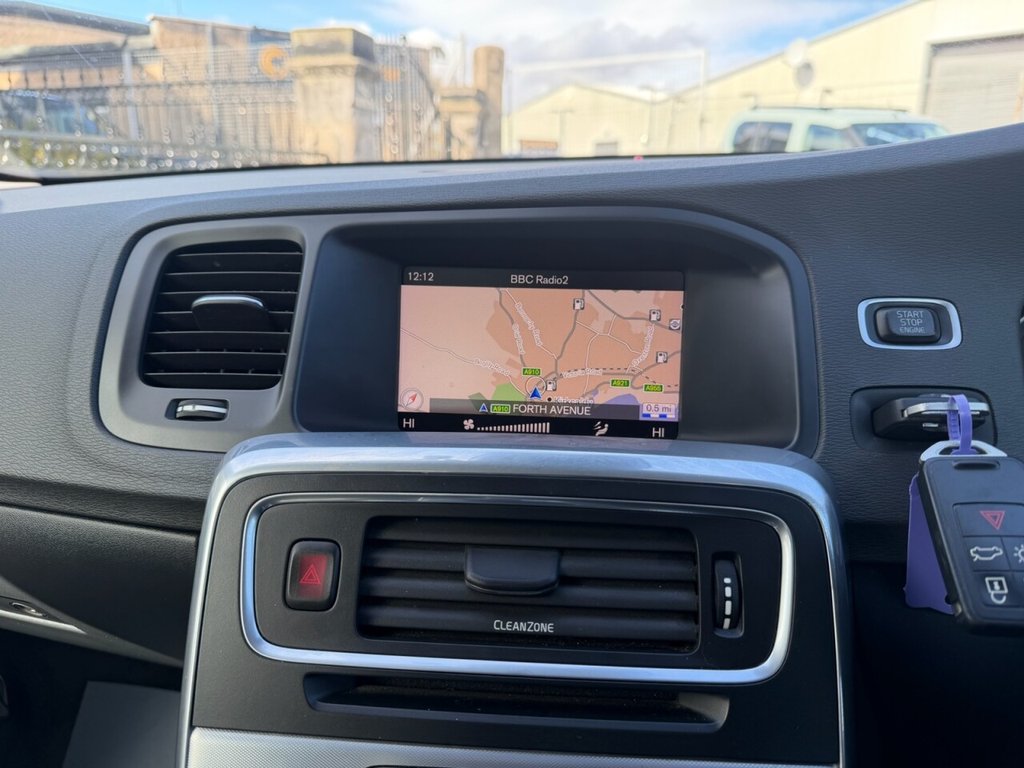 Used Volvo V60 2018 for sale - 78124385: Photo 15