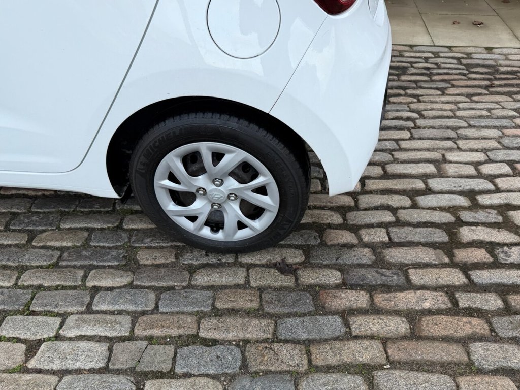 Used Hyundai i10 2017 for sale - 77038111: Photo 19